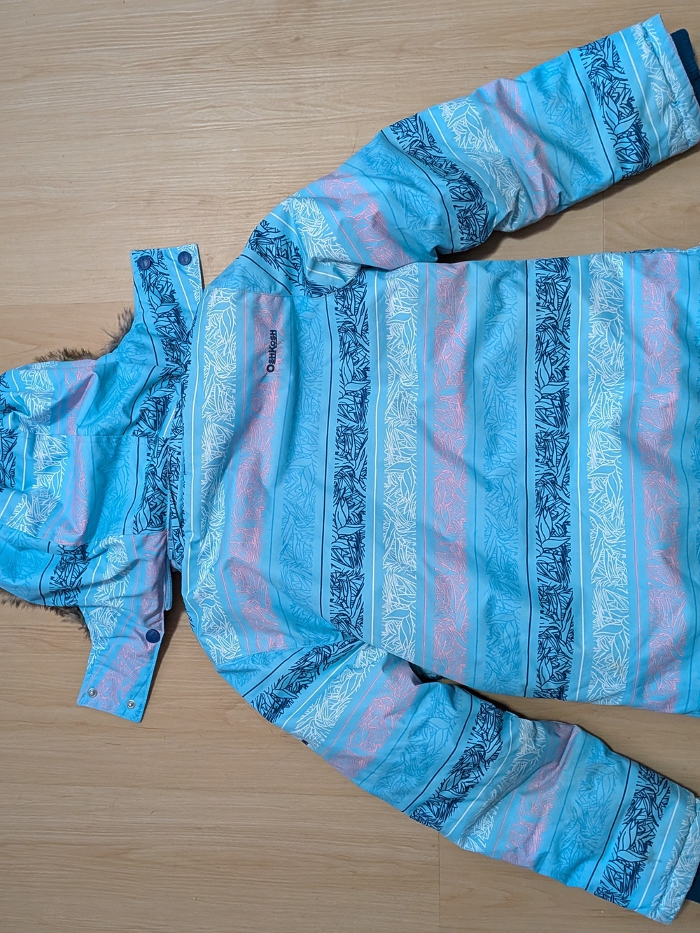 OshKosh B'gosh Girls' Winter Jacket Size 10 Light Blue Striped Faux Fur Hood - Picture 7 of 8